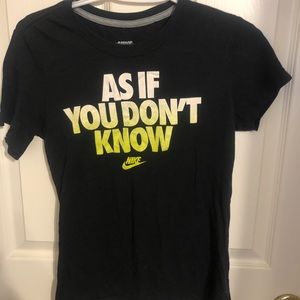 Women’s Nike shirt